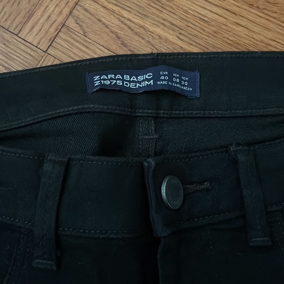 ZARA Basic Denim Jeans - Picture 5 of 5